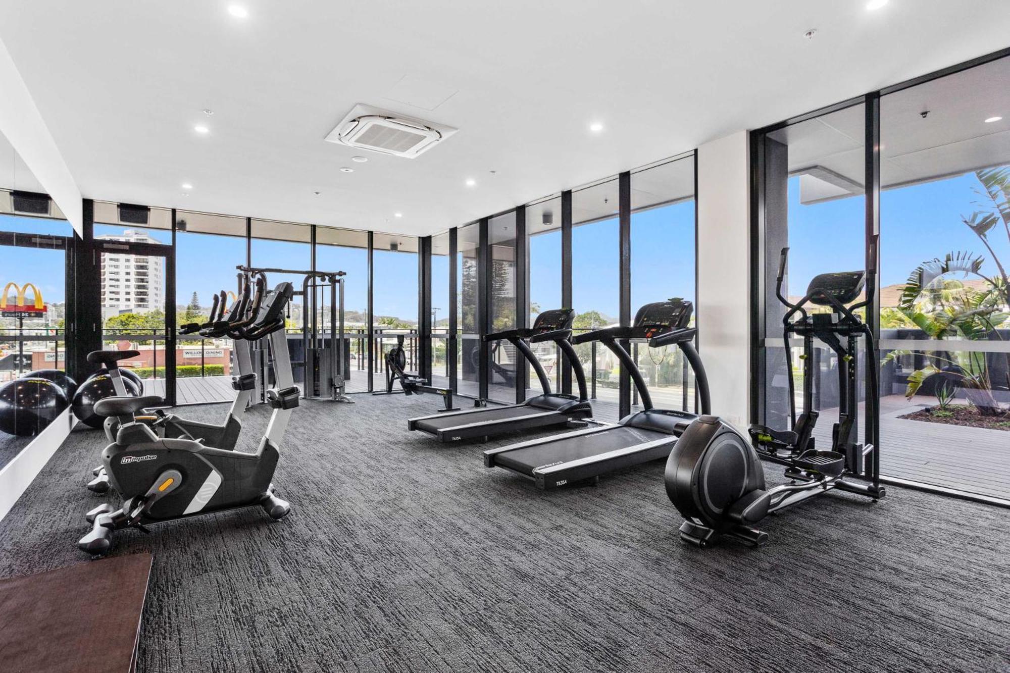 Ocean Views - Sandbar Burleigh Heads *