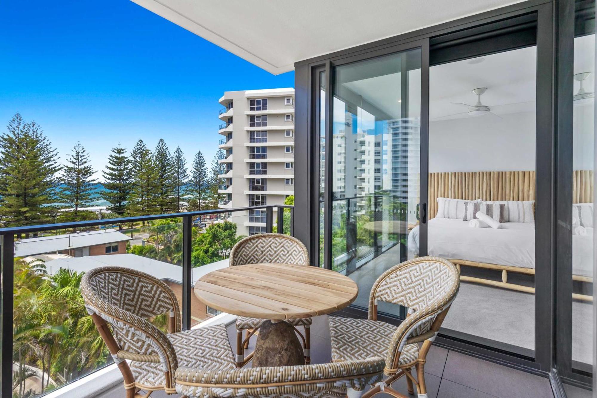 Apartment Ocean Views - Sandbar Burleigh Heads